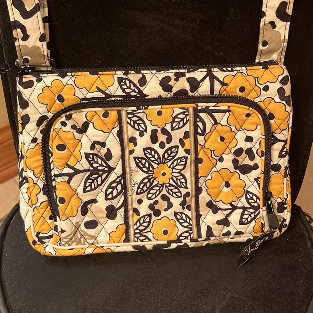 New Vera Bradley cross body purse!  Adorable!